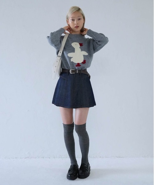 Uenui（ウニュイ）の「denim pleated mini skirt（スカート・レディース・インディゴブルー/ブラック・S/M）」の11枚目の写真