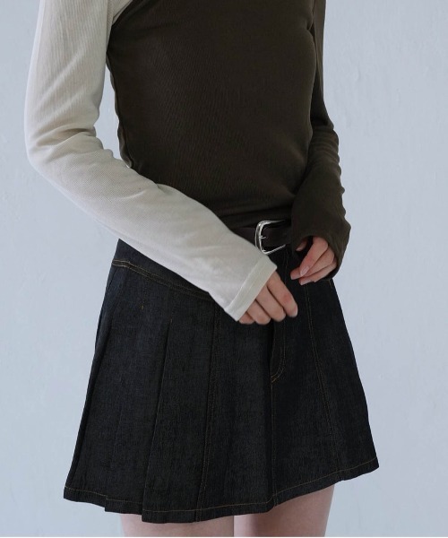 Uenui（ウニュイ）の「denim pleated mini skirt（スカート・レディース・インディゴブルー/ブラック・S/M）」の15枚目の写真