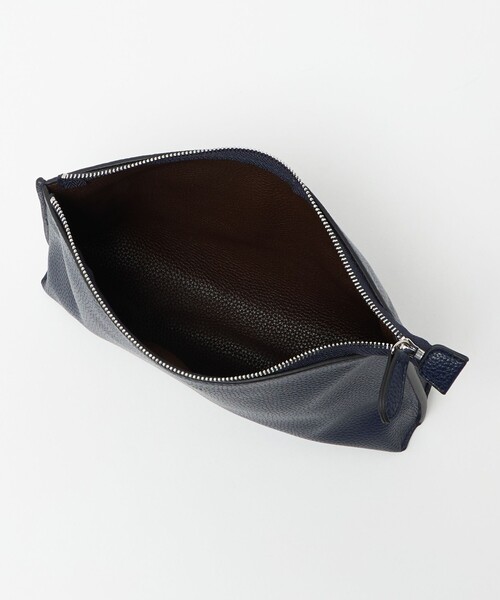 UNITED ARROWS（ユナイテッドアローズ）の「レザーライク ポーチ M（ポーチ・メンズ・ブラック/オリーブ/ダークグレー/ネイビー・FREE）」の5枚目の写真