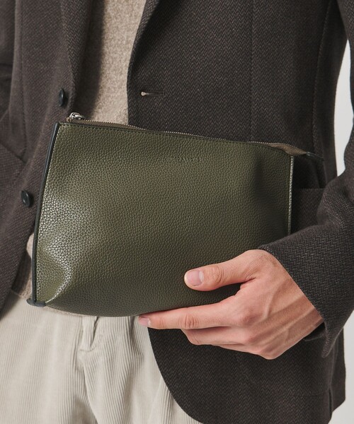 UNITED ARROWS（ユナイテッドアローズ）の「レザーライク ポーチ M（ポーチ・メンズ・ブラック/オリーブ/ダークグレー/ネイビー・FREE）」の20枚目の写真