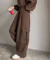 classicalelf（クラシカルエルフ）の「《marina×クラシカルエルフコラボ》トレンド感のあるワイドシルエット、大人の抜け感を演出♪裏毛スウェットカーゴパンツ（スウェットパンツ）」