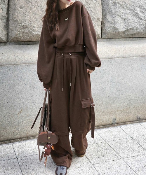 classicalelf(クラシカルエルフ)の「《marina×クラシカルエルフコラボ》トレンド感のあるワイドシルエット、大人の抜け感を演出♪裏毛スウェットカーゴパンツ(スウェットパンツ・レディース・チャコール/ブラウン/アイボリー・X-LARGE/SMALL/MEDIUM/LARGE)」の11枚目の写真