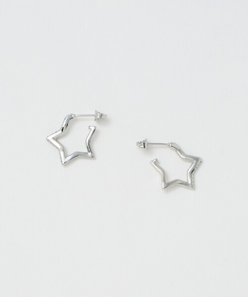 BEAUTY&YOUTH UNITED ARROWS（ビューティーアンドユースユナイテッドアローズ）の「キュービックジルコニア ライン スター ピアス（ピアス（両耳用）・レディース・シルバー/ゴールド・FREE）」の2枚目の写真