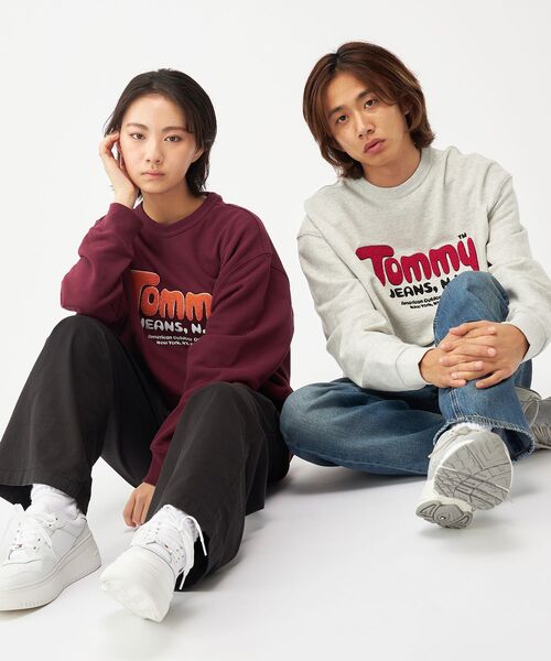 tommy jeans(トミー ジーンズ)の「リラックスブークレロゴスウェット(スウェット・メンズ・ライトグレー/ワイン系・LARGE/X-LARGE/MEDIUM/SMALL)」の12枚目の写真