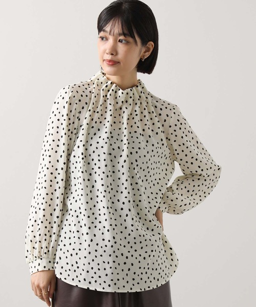 Gready Brilliant（グレディブリリアン）の「タックハイネックフリルブラウス（シャツ/ブラウス・レディース・アイボリー/ホワイト×ブラック/ネイビー系・38）」の21枚目の写真