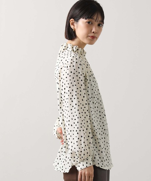 Gready Brilliant（グレディブリリアン）の「タックハイネックフリルブラウス（シャツ/ブラウス・レディース・アイボリー/ホワイト×ブラック/ネイビー系・38）」の22枚目の写真