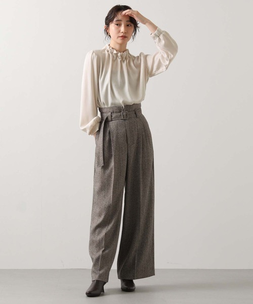 Gready Brilliant（グレディブリリアン）の「タックハイネックフリルブラウス（シャツ/ブラウス・レディース・アイボリー/ホワイト×ブラック/ネイビー系・38）」の7枚目の写真