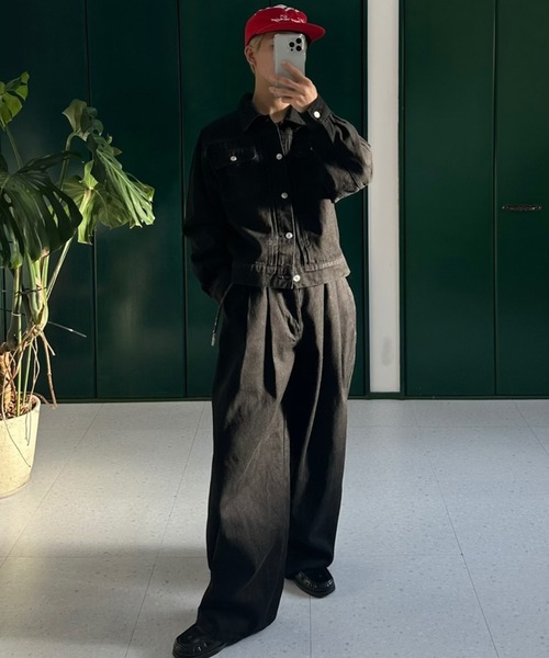 UNDERSTATEMENTs（アンダーステイトメント）の「【ユニセックス】2タックワイドカーブデニムパンツ（デニムパンツ・メンズ・ブラック/インディゴブルー・LARGE/MEDIUM/SMALL）」の4枚目の写真