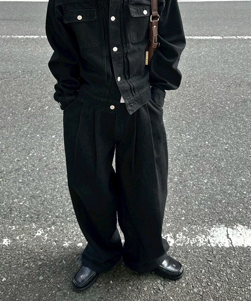 UNDERSTATEMENTs（アンダーステイトメント）の「【ユニセックス】2タックワイドカーブデニムパンツ（デニムパンツ・メンズ・ブラック/インディゴブルー・LARGE/MEDIUM/SMALL）」の3枚目の写真