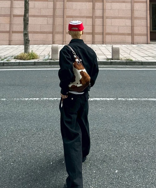 UNDERSTATEMENTs（アンダーステイトメント）の「【ユニセックス】2タックワイドカーブデニムパンツ（デニムパンツ・メンズ・ブラック/インディゴブルー・LARGE/MEDIUM/SMALL）」の15枚目の写真