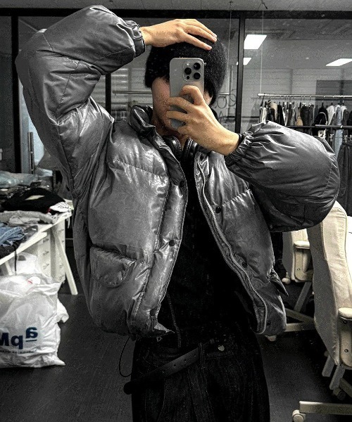 COSYHARU（コシハル）の「キオフコシハルパディングジャケット（ダウンジャケット/コート・メンズ・シルバー・FREE）」の6枚目の写真