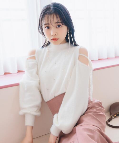 WILLSELECTION（ウィルセレクション）の「パールビジューフェザーニットトップス（ニット/セーター・レディース・オフホワイト/ブルー/ブラック/ボルドー・FREE）」の7枚目の写真