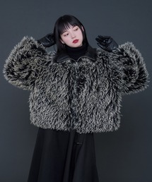 Ellno de Mavie（エルノデメヴィ）の「フェイクファーブルゾン（ブルゾン）」