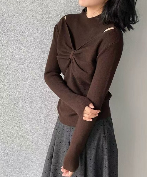 STAY MOTION（ステイモーション）の「【WEB限定】フロントリボンハイネックニットトップス［韓国ファッション ガーリー］（ニット/セーター・レディース・チャコールグレー/アイボリー/ブラック/ブラウン/ボルドー・F）」の11枚目の写真