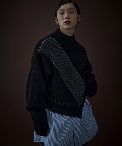 UN3D.（アンスリード）の「【UN3D./アンスリード】《STUDIOUS別注》Asymmetrical Stitch Rib knit/アシンメトリカルステッチリブニット（ニット/セーター・レディース・グレー/ブラック・FREE）」の7枚目の写真