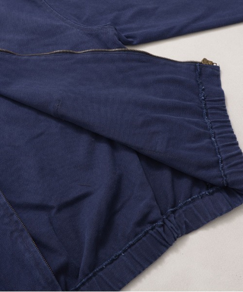 CavariA(キャバリア)の「『CavariA/キャバリア』ダックジップJKT(ブルゾン・メンズ・キャメル/ネイビー・M/L)」の15枚目の写真