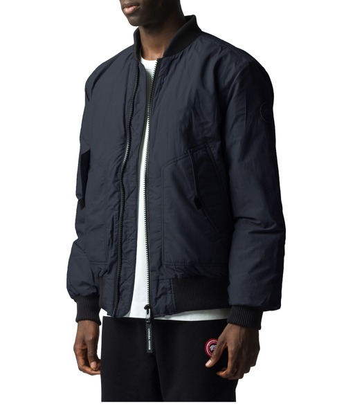 CANADA GOOSE（カナダグース）の「FRASIER BOMBER（その他アウター・メンズ・ブラック・MEDIUM/LARGE/X-LARGE）」の3枚目の写真