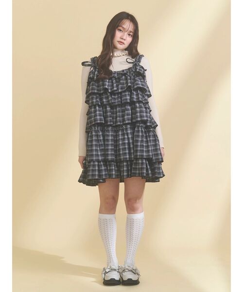 merry jenny（メリージェニー）の「ribbonプラットフォームスニーカー（スニーカー・レディース・ブラック/アイボリー・LARGE/MEDIUM）」の7枚目の写真