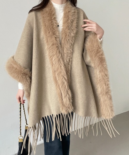 ABITOKYO（アビトーキョー）の「フリンジファードッキングメルトンポンチョ（ポンチョ・レディース・モカ/ベージュ/ブラック/チャコールグレー・FREE）」の18枚目の写真