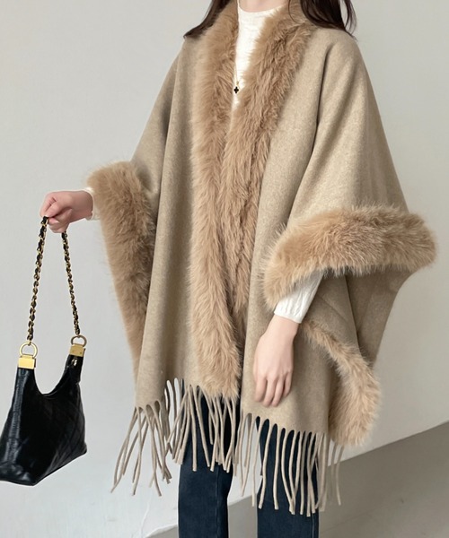 ABITOKYO（アビトーキョー）の「フリンジファードッキングメルトンポンチョ（ポンチョ・レディース・モカ/ベージュ/ブラック/チャコールグレー・FREE）」の17枚目の写真