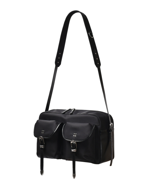 NONOVERSTIC(ノンオーバースティック)の「Western Camera Bag Black(メッセンジャーバッグ・レディース・その他・FREE)」の2枚目の写真
