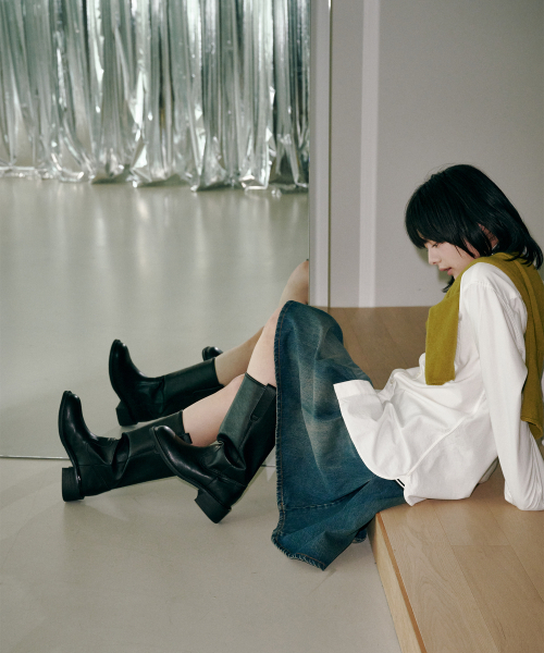 BYOTHERS(バイオザーズ)の「Stones boots(ブーツ・レディース・ブラック・23cm/23.5cm/24cm/24.5cm/25cm)」の5枚目の写真