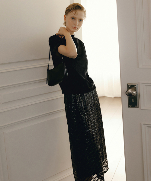 OCTETTE(オテット)の「FLOWER SPARKLE SKIRTS_BLACK(スカート・レディース・ブラック・SMALL/MEDIUM)」の2枚目の写真