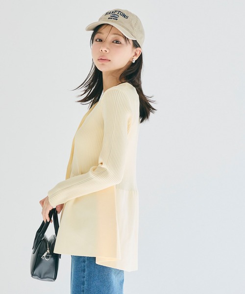 coca（coca）（コカ）の「ウォッシュ加工ロゴ刺繍キャップ（キャップ・レディース・ブルー/ベージュ・ONE SIZE）」の3枚目の写真