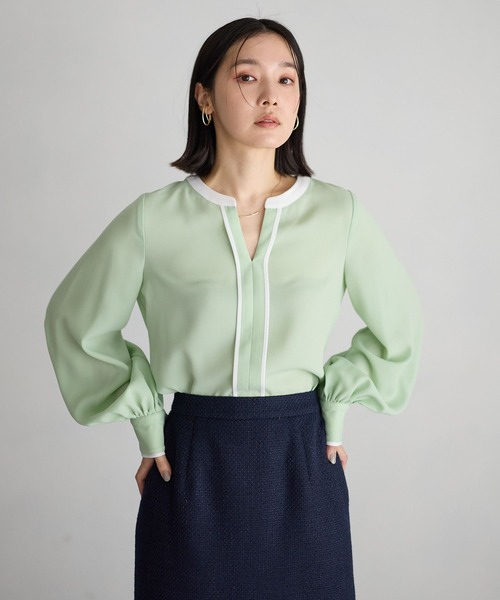 Andemiu（アンデミュウ）の「スキッパーブラウス646222（シャツ/ブラウス・レディース・ネイビー/グリーン・FREE）」の8枚目の写真