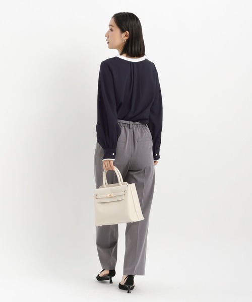 Andemiu（アンデミュウ）の「スキッパーブラウス646222（シャツ/ブラウス・レディース・ネイビー/グリーン・FREE）」の13枚目の写真