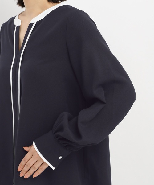 Andemiu（アンデミュウ）の「スキッパーブラウス646222（シャツ/ブラウス・レディース・ネイビー/グリーン・FREE）」の18枚目の写真