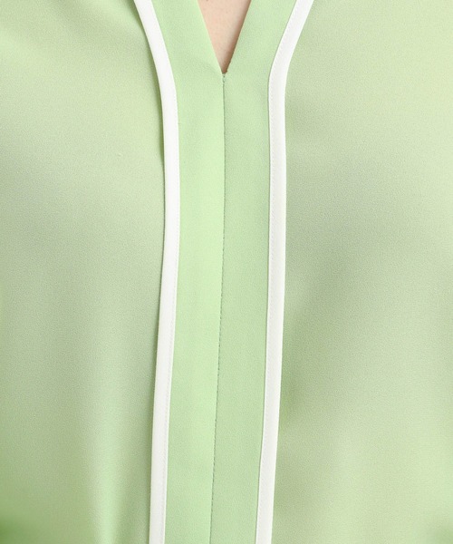 Andemiu（アンデミュウ）の「スキッパーブラウス646222（シャツ/ブラウス・レディース・ネイビー/グリーン・FREE）」の22枚目の写真