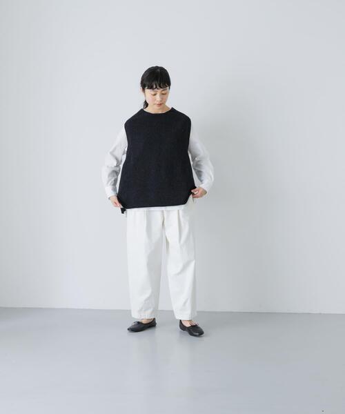 かぐれ（カグレ）の「テープヤーンニットベスト（ベスト・レディース・ブラック/ライトベージュ・FREE）」の18枚目の写真