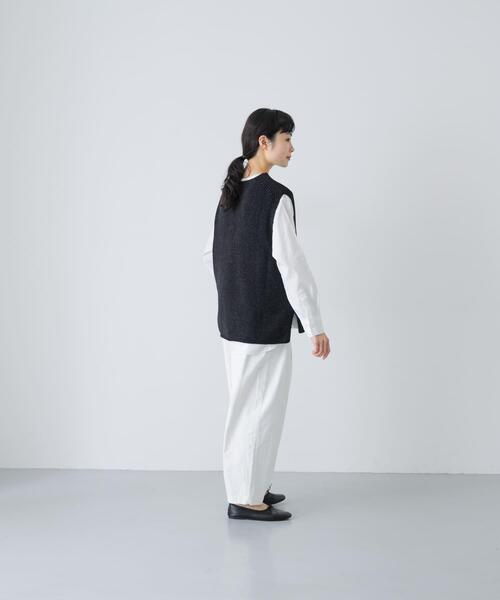 かぐれ（カグレ）の「テープヤーンニットベスト（ベスト・レディース・ブラック/ライトベージュ・FREE）」の20枚目の写真