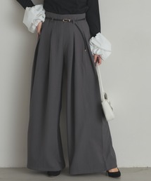ベルト付きタック入りワイドパンツ