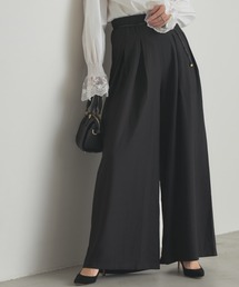 ベルト付きタック入りワイドパンツ