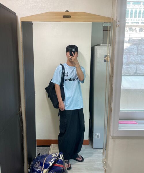 eastserviceshop(イーストサービスショップ)の「Maximal Ballon Cargo Pants - Black(その他パンツ・レディース・その他・46/48/50)」の4枚目の写真
