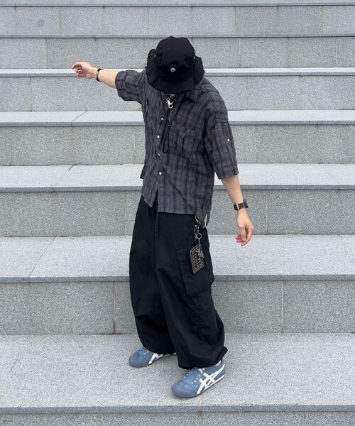 eastserviceshop(イーストサービスショップ)の「Maximal Ballon Cargo Pants - Black(その他パンツ・レディース・その他・46/48/50)」の8枚目の写真
