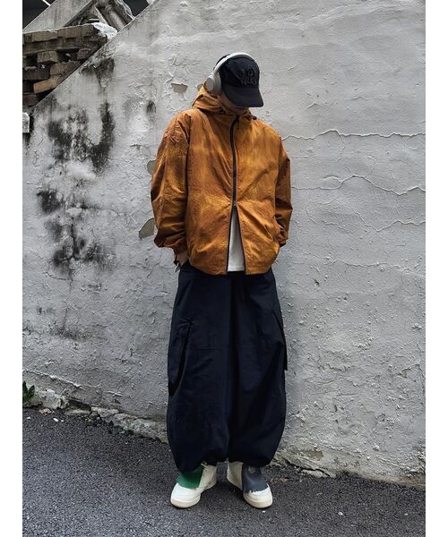 eastserviceshop(イーストサービスショップ)の「Maximal Ballon Cargo Pants - Black(その他パンツ・レディース・その他・46/48/50)」の13枚目の写真