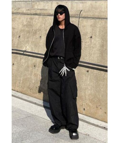 eastserviceshop(イーストサービスショップ)の「Maximal Ballon Cargo Pants - Black(その他パンツ・レディース・その他・46/48/50)」の14枚目の写真