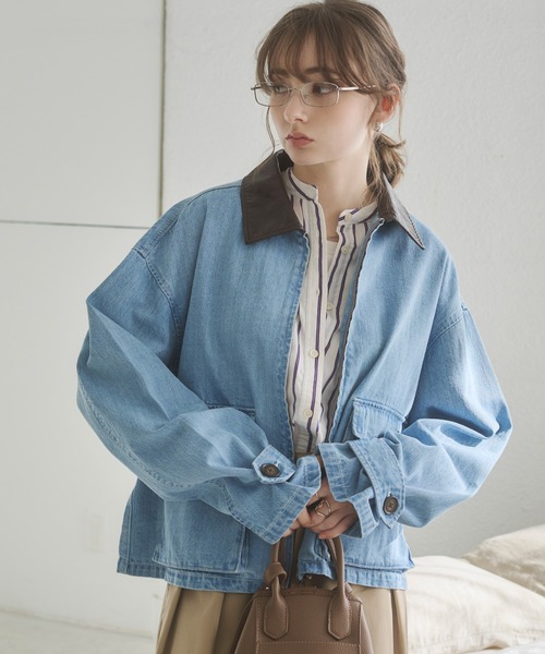 ANGIE(アンジー)の「レザーカラー ショート丈 ワークブルゾン(ブルゾン・レディース・ブルー/ベージュ/ネイビー・FREE)」の3枚目の写真