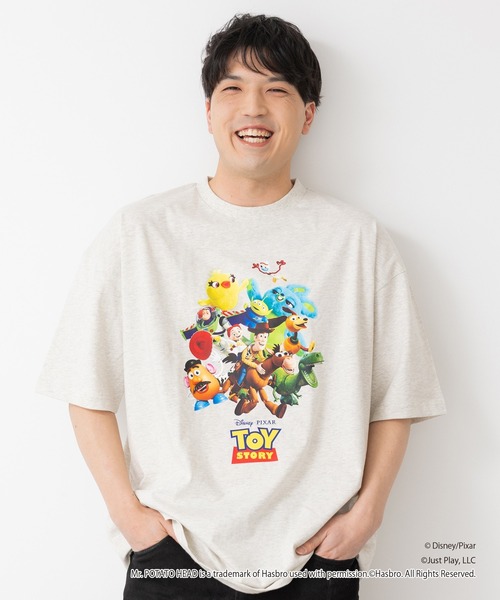 Disney(ディズニー)の「〈トイストーリー〉半袖Tシャツ(Tシャツ/カットソー・メンズ・オートミール・LARGE/MEDIUM)」の7枚目の写真