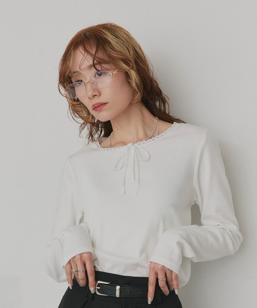 ad thie(アドティエ)の「ネックレース リボンデザイン リブトップス(Tシャツ/カットソー・レディース・ブラウン/ベージュ系/ブラック/オフホワイト・MEDIUM/LARGE)」の8枚目の写真