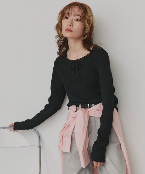 ad thie(アドティエ)の「ネックレース リボンデザイン リブトップス(Tシャツ/カットソー・レディース・ブラウン/ベージュ系/ブラック/オフホワイト・MEDIUM/LARGE)」の18枚目の写真
