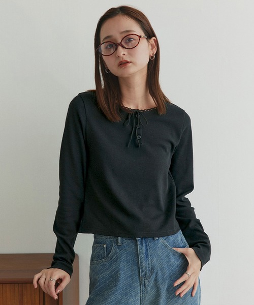 ad thie(アドティエ)の「ネックレース リボンデザイン リブトップス(Tシャツ/カットソー・レディース・ブラウン/ベージュ系/ブラック/オフホワイト・MEDIUM/LARGE)」の20枚目の写真