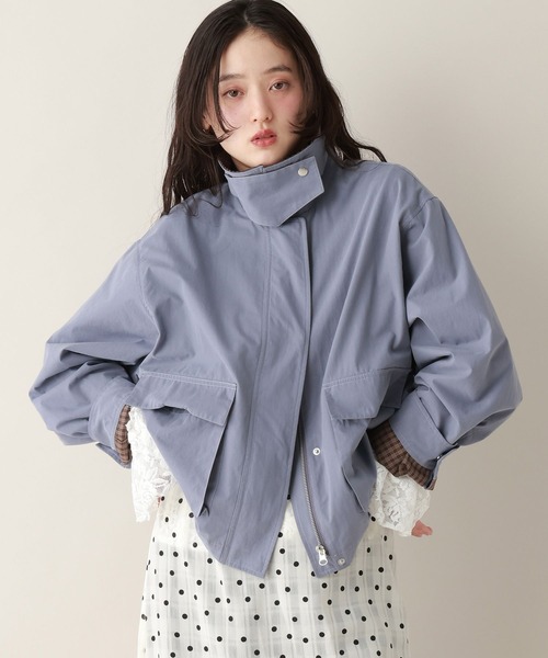 RAGEBLUE（レイジブルー）の「【選べるデザイン】2WAYカラーハンティングジャケット（ブルゾン・レディース・グリーン系9/ホワイト系2/ブルー系6/ブルー系7/ホワイト系3/グリーン系8/ピンク系3/ピンク系4・FREE）」の6枚目の写真