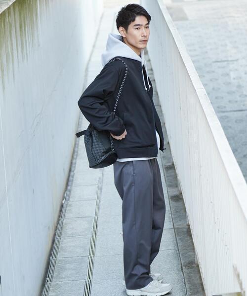 THE SHOP TK (ザ ショップ ティーケー )の「ツイル2WAY 巾着バッグ(ショルダーバッグ・メンズ・ブラック/ブラック系1/ダークグレー・00)」の5枚目の写真