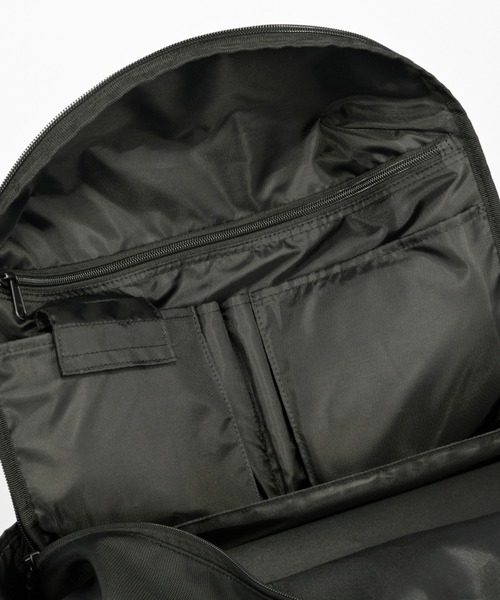 ace.（エース）の「ビジネスリュック シルパック 31L B4サイズ 15.6インチPC 軽量 68883（ビジネスバッグ・メンズ・ネイビー/ブラック・FREE）」の6枚目の写真