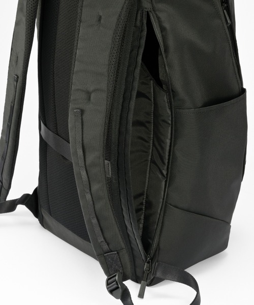 ace.（エース）の「ビジネスリュック シルパック 31L B4サイズ 15.6インチPC 軽量 68883（ビジネスバッグ・メンズ・ネイビー/ブラック・FREE）」の8枚目の写真