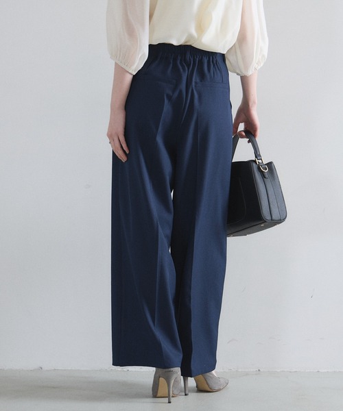 &. NOSTALGIA（アンドドットノスタルジア）の「タックワイドパンツ（セットアップ）（その他パンツ・レディース・ネイビー/グレー・M）」の7枚目の写真